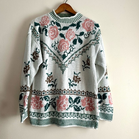 Vintage Rose Floral Knit Mock‎ Neck Sweater - Picture 1 of 11
